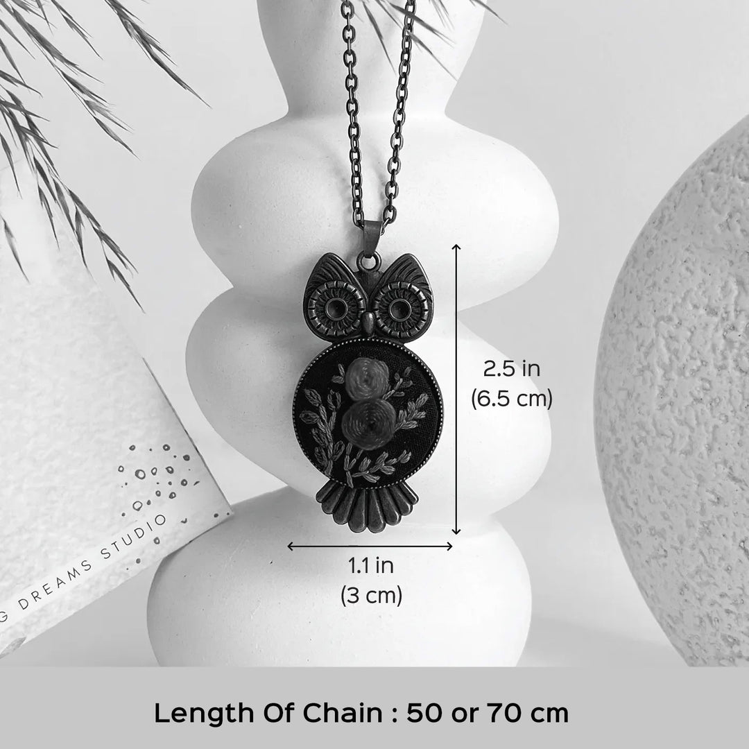 Hand Embroidered Fleurowl Antique Finish Necklace