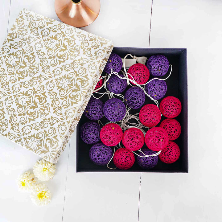 3m, 20 Bulbs | Handcrafted Yarn Spherical LED Fairy Light Hangings - Pink & Purple