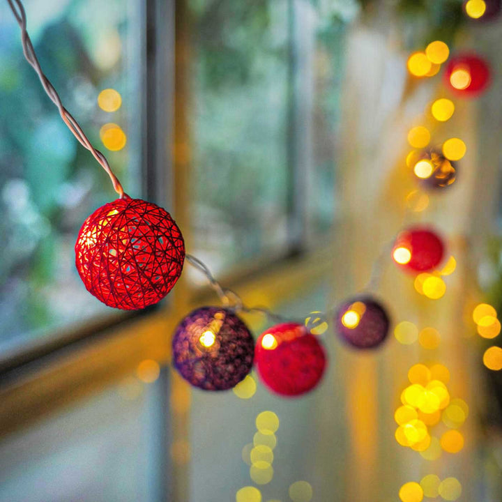 3m, 20 Bulbs | Handcrafted Yarn Spherical LED Fairy Light Hangings - Pink & Purple