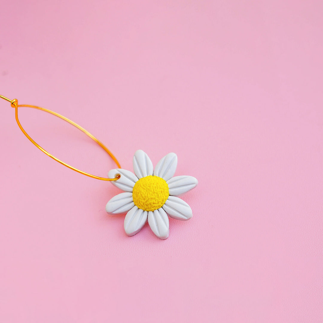 Handmade Clay Dreamy Daisy Earrings