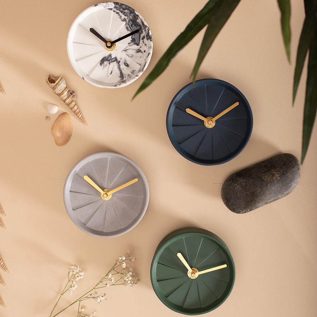 Handcrafted Round Concrete Desk Clock