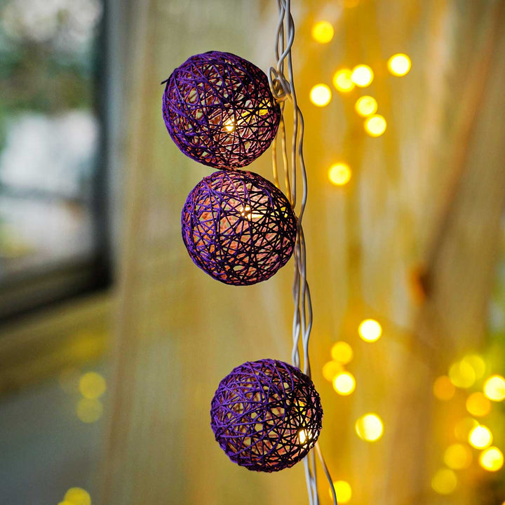 3m, 20 Bulbs | Handcrafted Yarn Spherical LED Fairy Light Hangings - Purple
