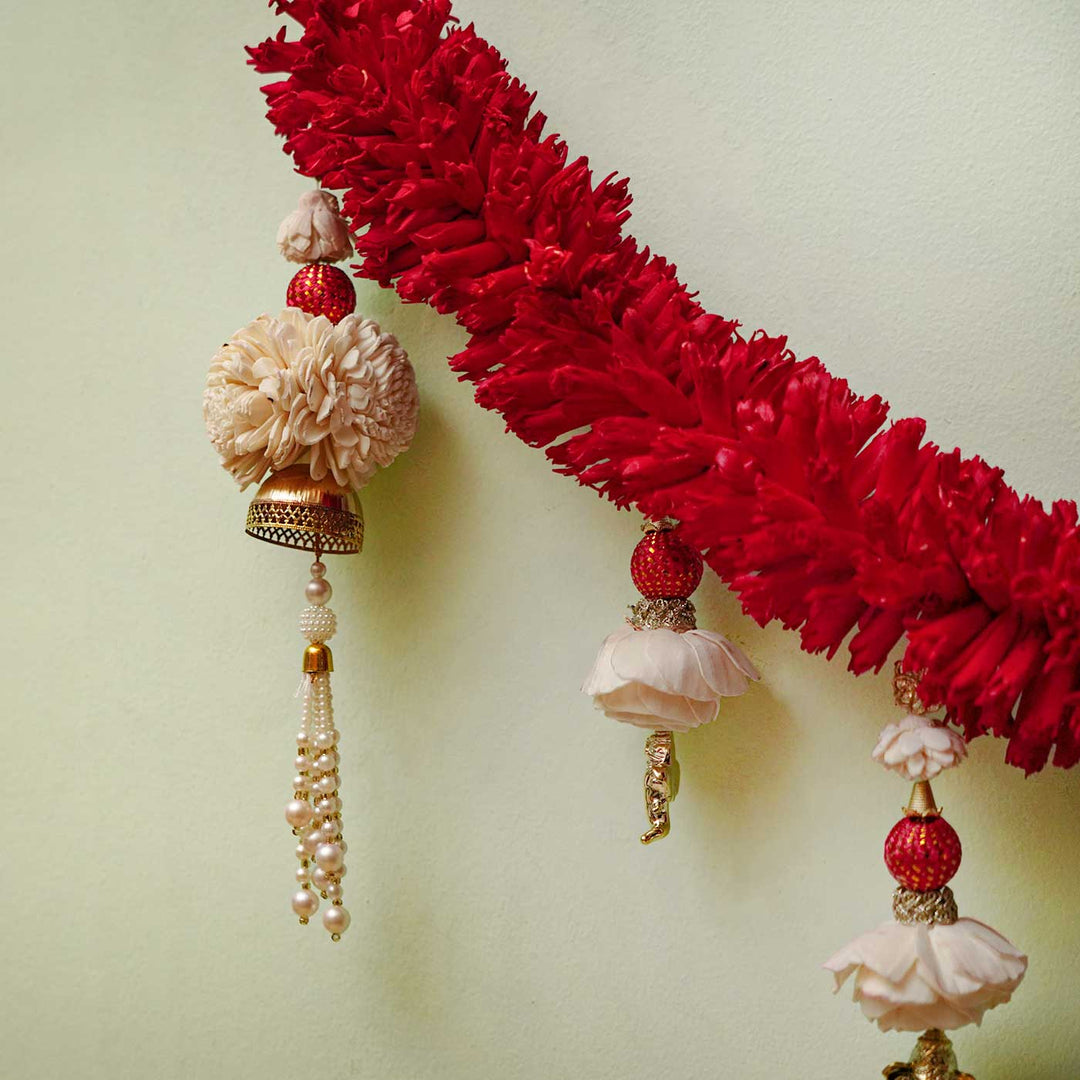 36 In | Handmade Ananya Red & White Shola Flower Toran