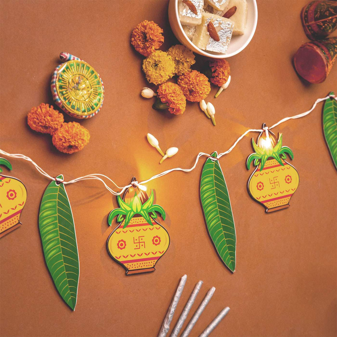 118 In | Festive Printed Birch Wood Toran with Lights