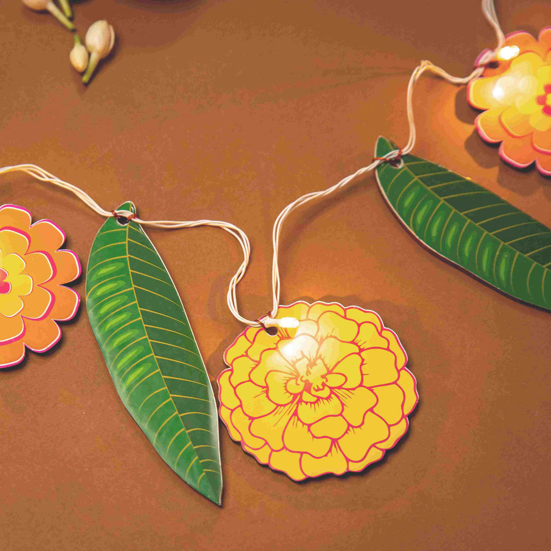 118 In | Festive Printed Birch Wood Toran with Lights