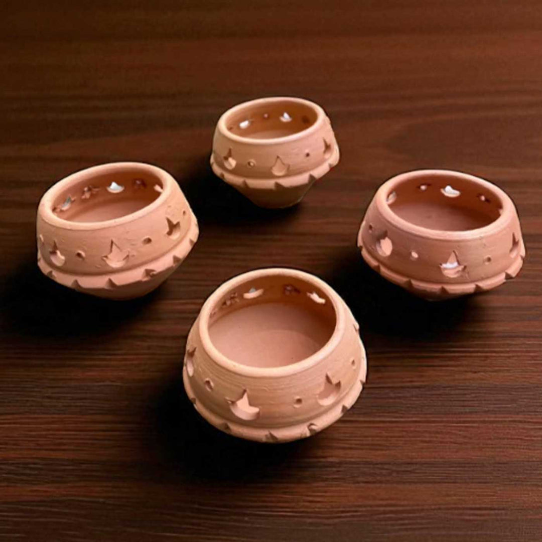 Set of 4 | Handmade Cut Design Terracotta Oil Lamp / Diya