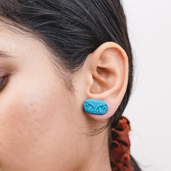 Handmade Clay Kushi Stud Earrings