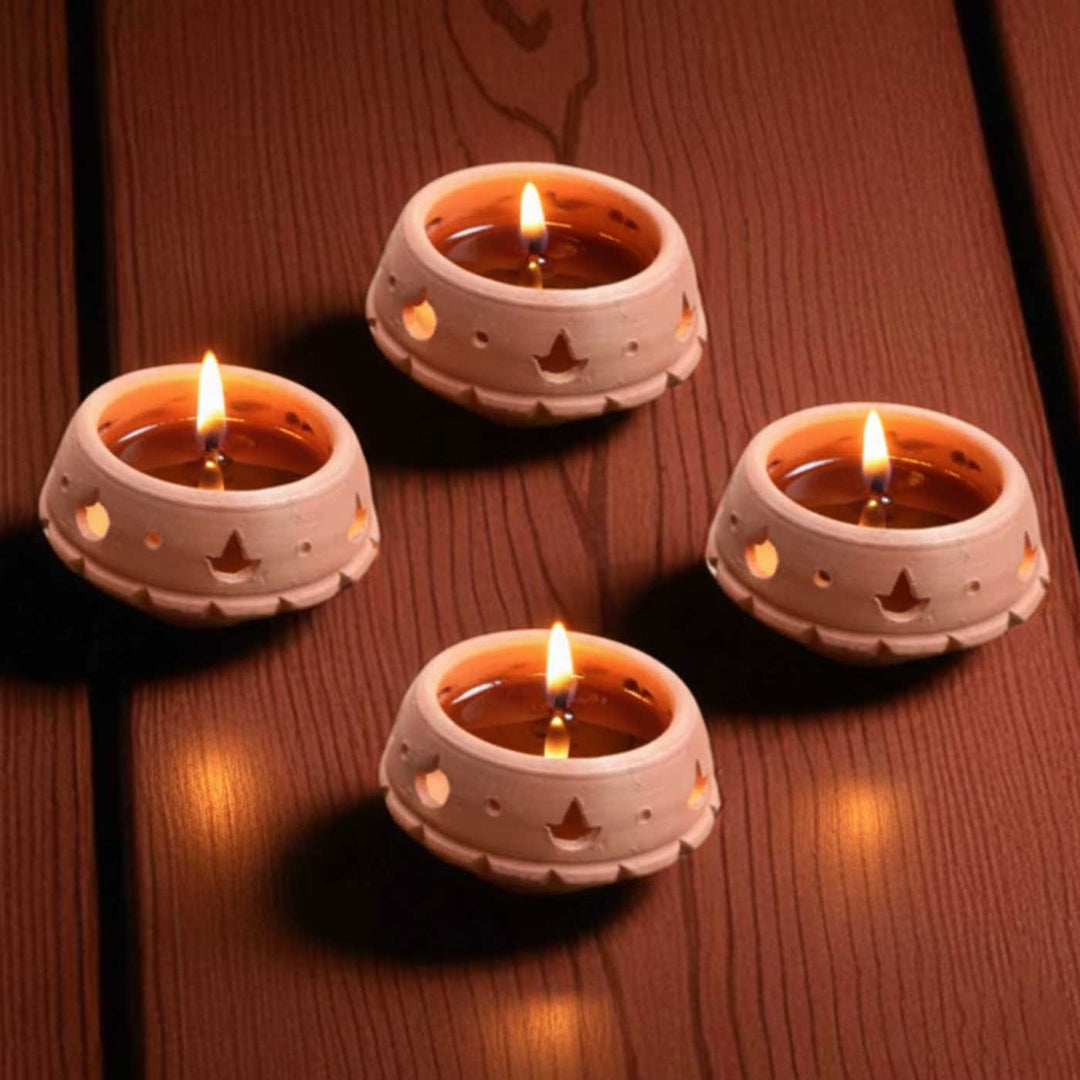 Set of 4 | Handmade Cut Design Terracotta Oil Lamp / Diya
