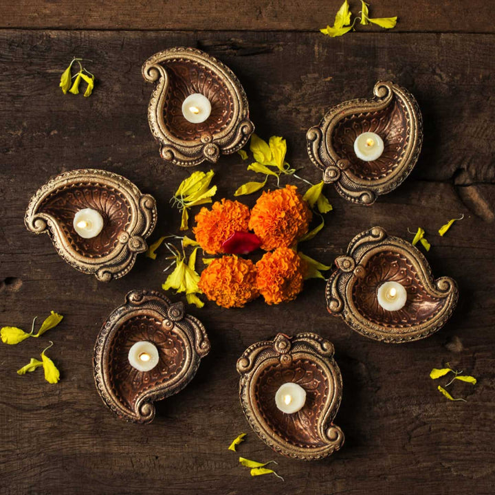 Handmade Alphanso Mango Shaped Terracotta Oil Lamp / Diya | Set Of 8