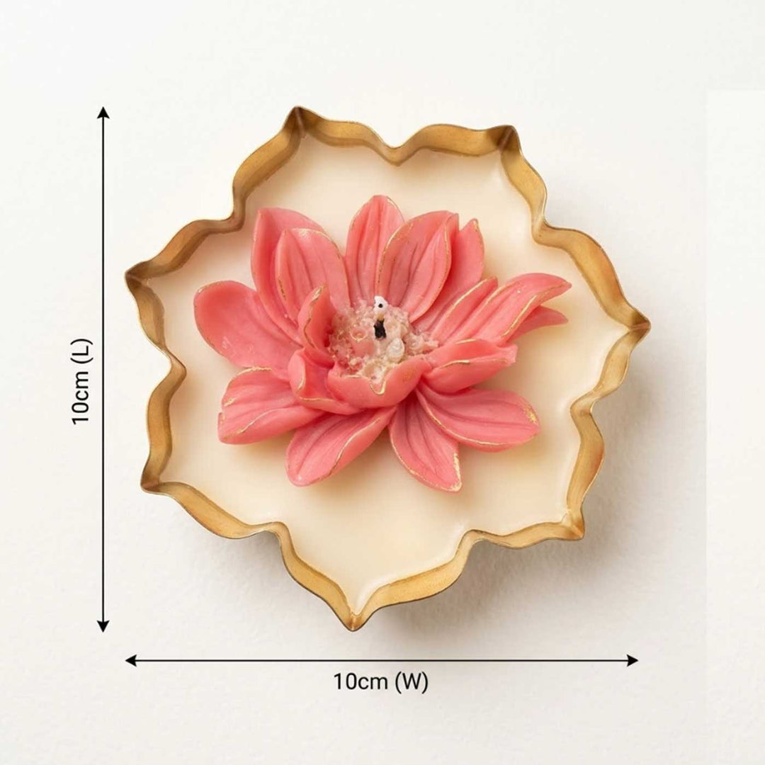Lotus Iron Urli Soy Wax Candle With Jasmine Fragrance