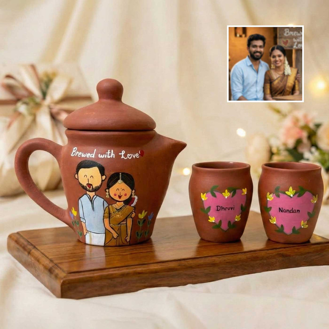 Tamil Nadu Couple Photo Personalized Handpainted Terracotta Kettle With Two Kulhads Set