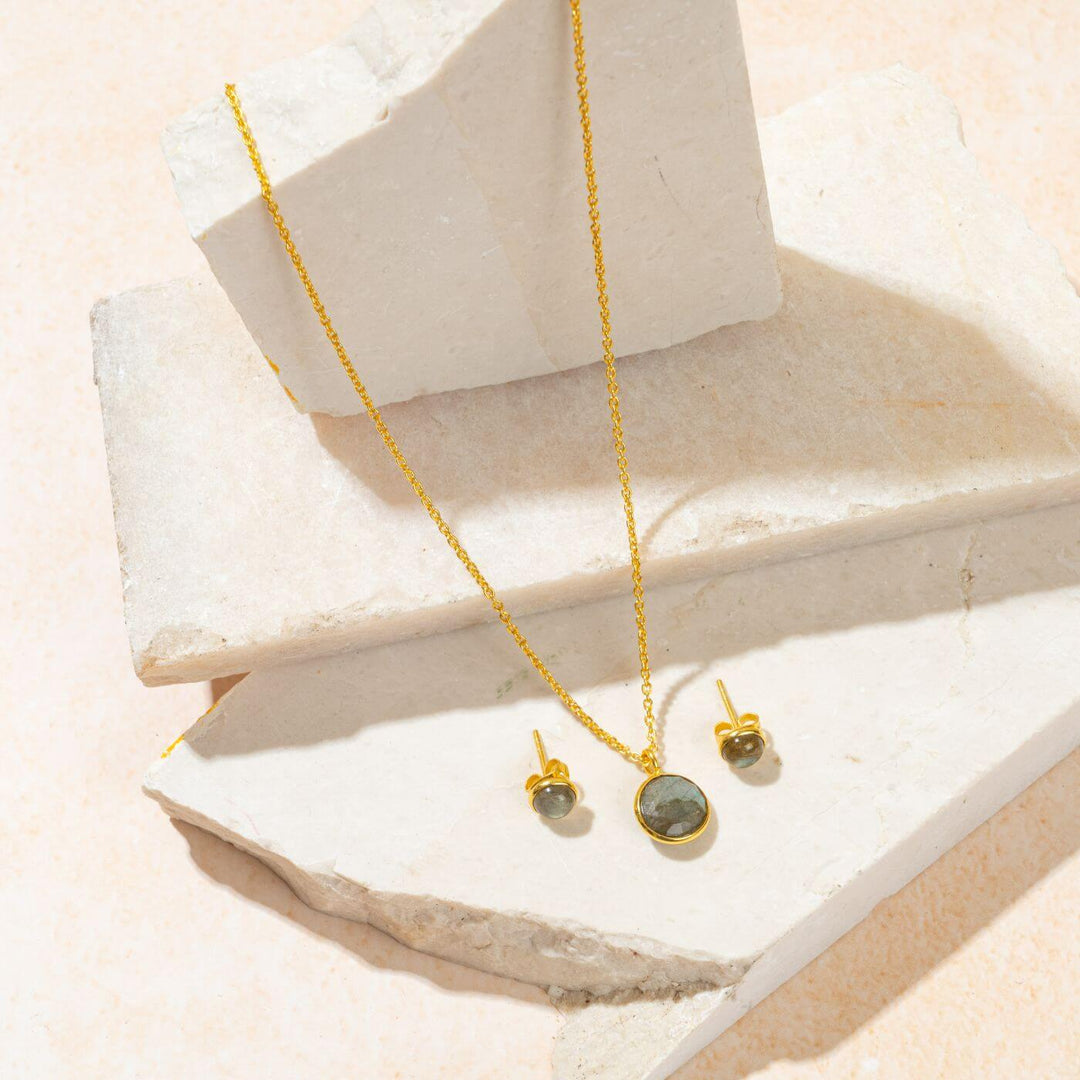 Handcrafted Healing Stone 18k Gold Necklace