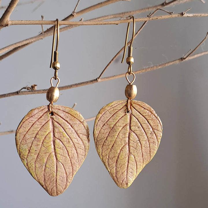 Paper Mache Wild Leaf Dangler