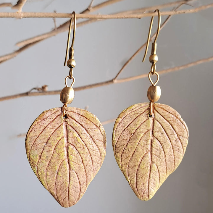 Paper Mache Wild Leaf Dangler