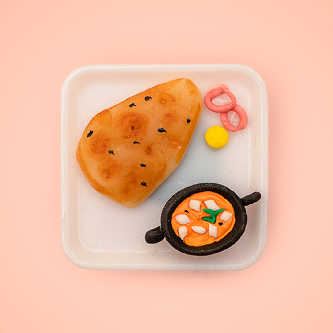 Miniature Naan Clay Fridge Magnet