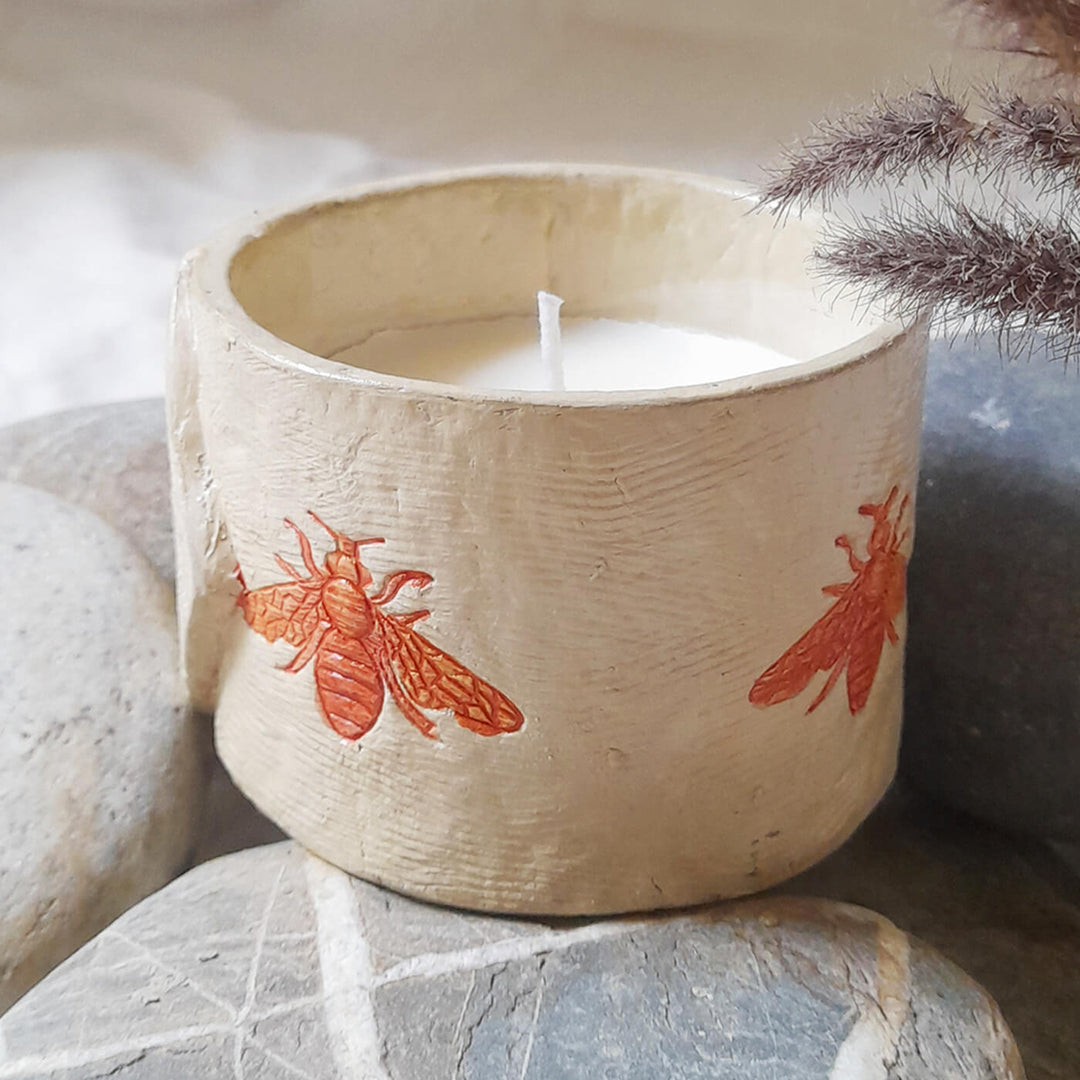 Handmade Honeybee Soy Wax Paper Mache Candle For Christmas Decoration