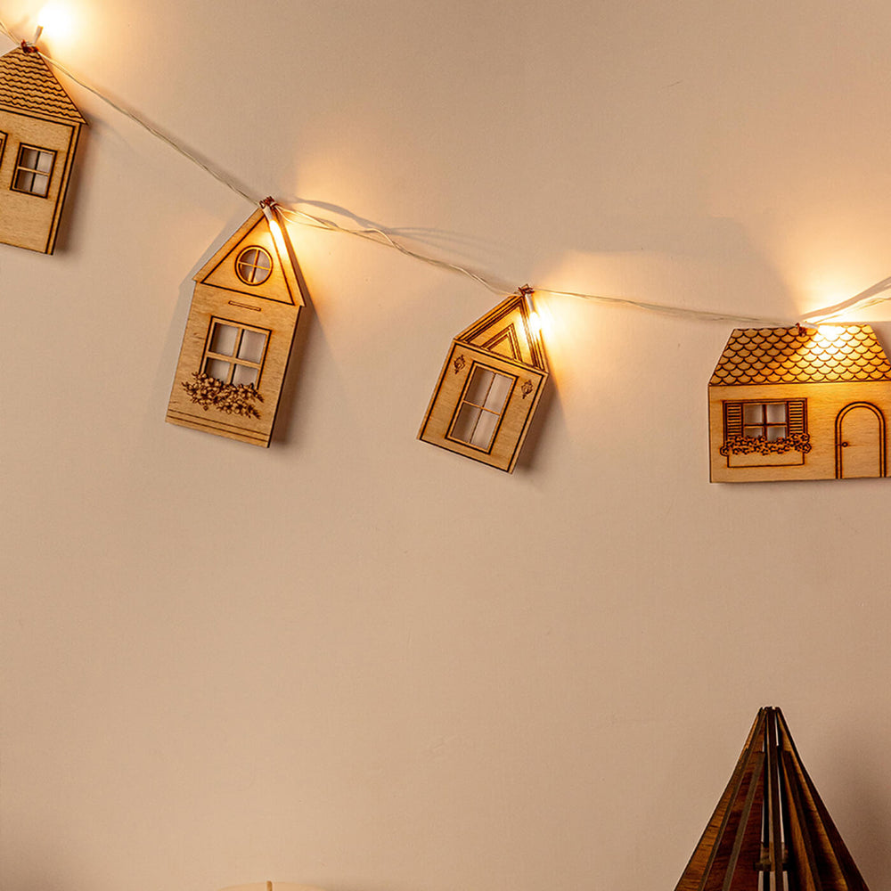 Harlow Christmas Bunting - Hanging Light Decoration Close-up