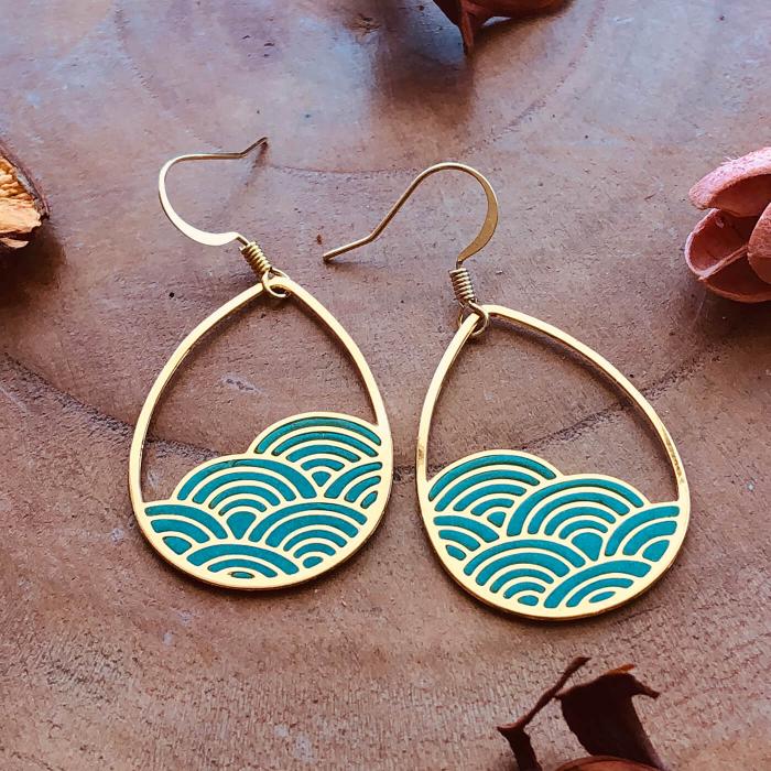 Green Dewdrop Earrings