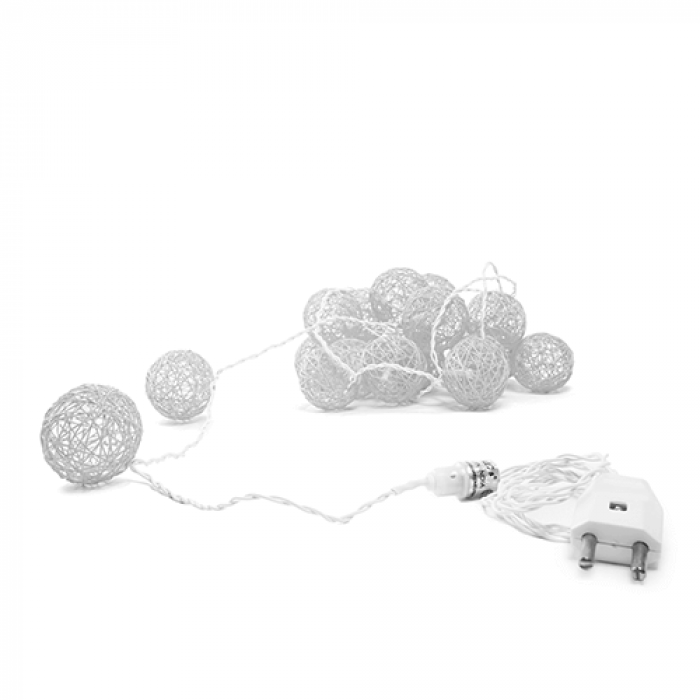 3m, 20 Bulbs | Handcrafted Yarn Spherical LED Fairy Light Hangings - White